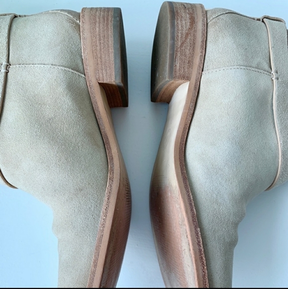 Michael Kors Jet Set Boots - Picture 6 of 7